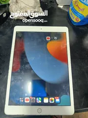  1 ايباد 8 مستعمل نظيف