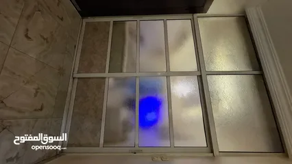  2 باب ألمنيوم سحاب