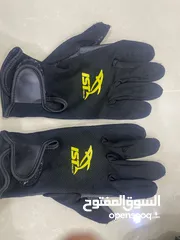  6 بدله غوص وع زعانف وسنوركل نظيفه