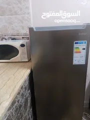  6 فريزر بحاله ممتازه وبسعر مغري  100دينار