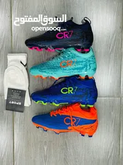  3 حذاء رياضي cr7 crampons Nv model اللون الاسود والازرق غير متوفر