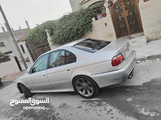  6 BMW 530 2003 للبيع بسعر ممتاز