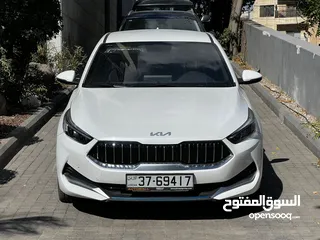  6 كيا K3 كهربائية بالكامل 2022 Kia K3 Electric