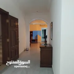  13 شقة فاخرة للبيع في دير غبار  قرب دوار الهاشميين طابق اول 200م تشطيب سوبر ديلوكس بسعر مغري