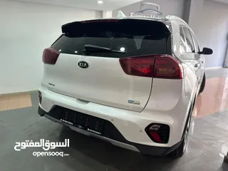  9 كيا نيرو هايبرد فل اضافات بالسعر المميز( ترخيص و تامين هدية)