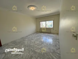  6 شقة فارغة - الرابية - 3نوم - 200م -