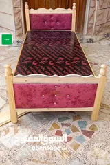  1 سرير خشب للبيع