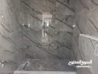  3 شقة للبيع في الصويفية ref : 14280