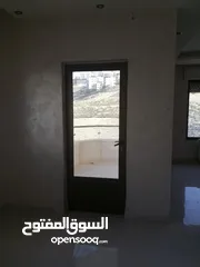  10 شقة للايجار  ضاحية الامام الغزالي بجانب مدرسه بناة الغد
