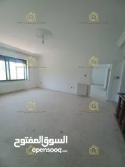  27 فيلا للايجار .. يوجد خيارات اخرى Villa for rent.. other options available / V152