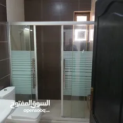  7 شقه أرضيه في مأدبا / قرب مسجد المسيح