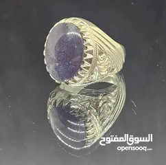  4 لن يبحث عن التميز.. حجر اليولايت الطبيعي