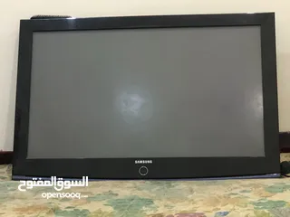  2 شاشه بلازما سامسونج 55 بوصه بسعر خمسين الف ريال فقط. سبب البيع الحااااااجه