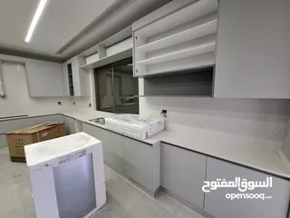 9 شقة شبه مفروشة للإيجار ( Property 41034 )-175106940