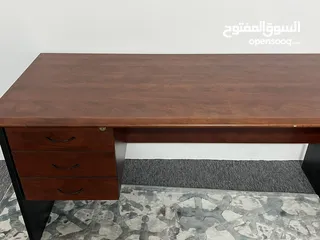  2 للبيع طاولة نظيفة استعمال خفيف