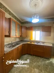  2 شقة للإيجار في زاوية الدهماني بالقرب من جامعة الحاضرة الدور السابع