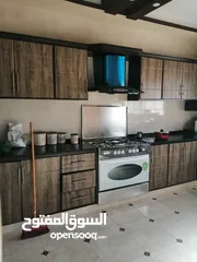  1 بيت لبيع ب المفرق