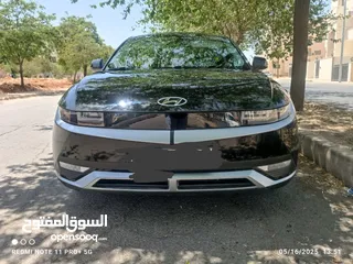 19 سياره موديل 2022 ايونك 5 كهربائيه لون اسود ميتاليك دفع رباعي اكبر بطاريه تمشي فوق 550 كيلو سبعه جيد