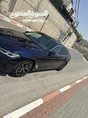  4 BMW 530e بحالة ممتازة للبيع