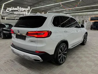  4 BMW X5 V8 GCC 2019 50i X Drive Under Warranty Original paint One owner Super clean