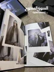  4 البوم بلاكبينك ليسا(LALISA) بحالة جديدة مع بوستر من جهتين وفوتوكارد اصلية  وبوستكارد وphoto book
