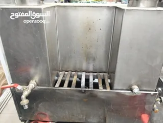  2 كشك قهوه تفصيل سندويش بنل للبيع موقعه مميز
