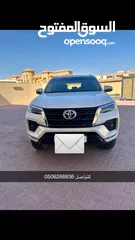  4 Toyota Fortuner V6 2022