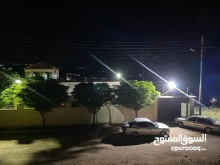  14 فيلا للبيع في أجمل المواقع في عمان تبعد عن الدوار السابع 15 دقيقه اطلاله مميزه على جبال فلسطين