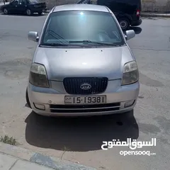  1 كيا بيكانتو موديل 2007 بحاله جيده موجوده في عمان
