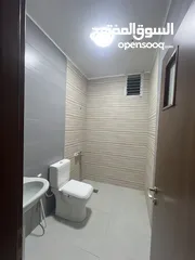  5 شقة ايجار طابق رابع