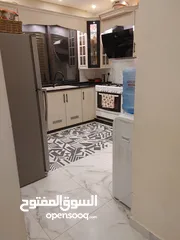  13 روف فاضي للايجار