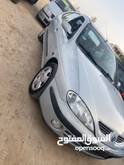  24 رينو ميغان