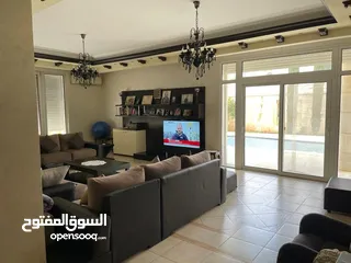  7 فيلا مستقلة نصف مفروشة في منطقة الظهير للبيع - ref : 14512