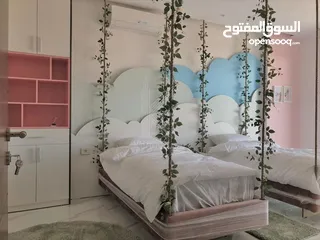  4 فيلا فاخرة - متلاصقة - للبيع في الطنيب