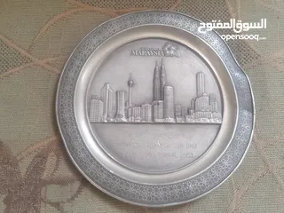  2 طبق تذكاري فاخر من ماليزيا