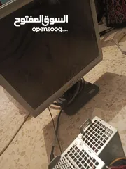  5 كمبيوتر hp قديم شغال مع شاشه قديمة و شغاله و كل سلاكو