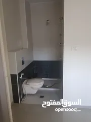  8 شقه 3 غرف و 3 حمامات و2 بلكون مشطبه سوبر ديلوكس للايجار العيزريه
