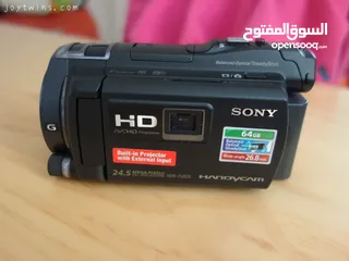  1 كاميرا سوني/االسعر 560$ /فيديو وصور Full HD . WiFi مع بروجكتر صناعة ياباني جديد كرت بالكرتون والشنطه