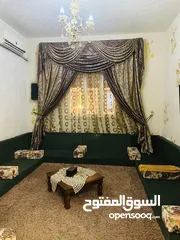  7 شقة كبيرة دور أول بشارع جمال عبدالناصر الزاوية / ع الرئيسي