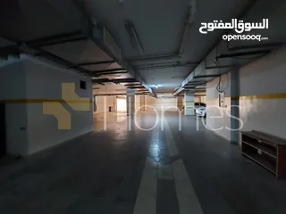 18 مكتب طابقي طابق رابع للايجار في زهران بمساحة بناء 387م
