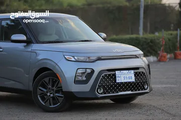  11 *كيا سول امريكي 2022 ايكو دينامكس .*  *Kia Soul 2022 EX Silver 2.0L .*   فل رقم واحد .    العدا