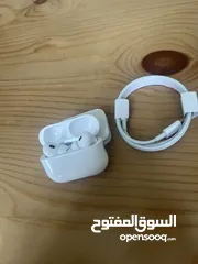  2 AirPods Pro 2