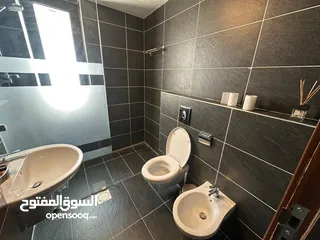  8 شقه مفروشه للأيجار في الدوار الرابع ( Property 42000 )-175064011