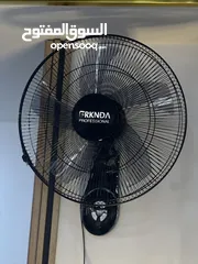  3 مروحه مع روموت دجتل حائط  مروحه مكتبيه  بأفخم الماركات العالمية  بكفالة سنتين من الوكيل..