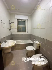  2 شقة فارغة - دير غبار - 4نوم 2ماستر - 240م