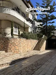  8 بيت مستقل للبيع