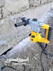  7 فني عازل مائي وحراري