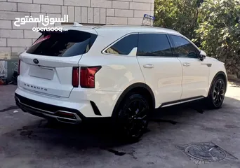  11 كيا سورنتو بسعر حرق حرق وكاش فل مسكر مع فتحه سقف بانوراما