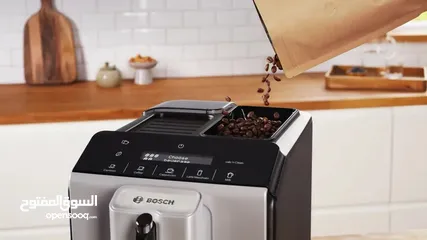 6 ماكينة صنع قهوة الإسبريسو الأوتوماتيكية بالكامل من بوش بقدرة 1300 وات VeroCafe Series 2 - لون سلفر