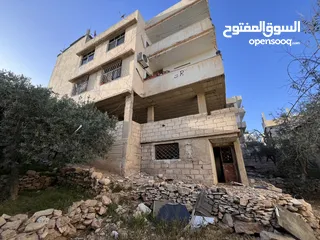  8 عمارة ثلاث طوابق + شقة ارضية عظم +تسوية  + كراج سيارات  للبيع